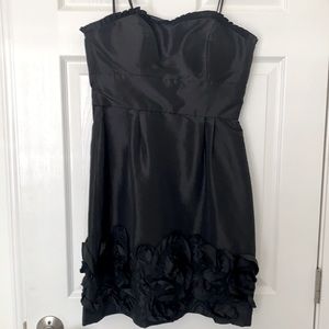 Max and Cleo black strapless dress